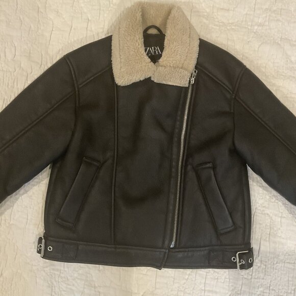 Zara Girls Black Faux Fur Shearling Biker Jacket Zipper Belt Size 8-9 130cm coat - Picture 3 of 16